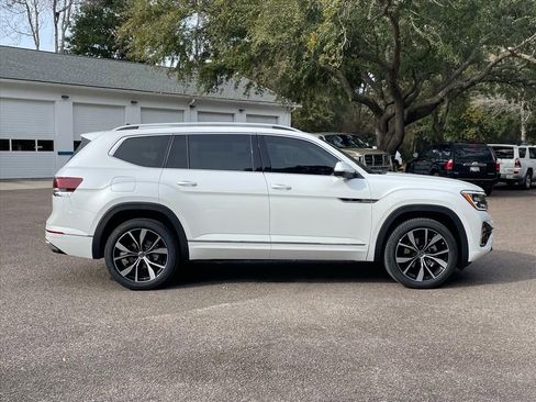 New 2026 Volkswagen Atlas SEL Premium R-Line AWD/4WD image 2