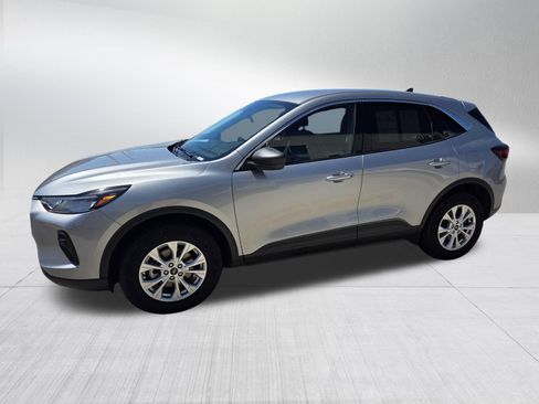 Certified 2024 Ford Escape Active AWD/4WD image 4