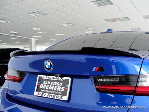 Used 2023 BMW 330i Sedan w/ M Sport Package RWD image 13