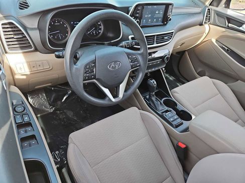 Used 2019 Hyundai Tucson SE image 10