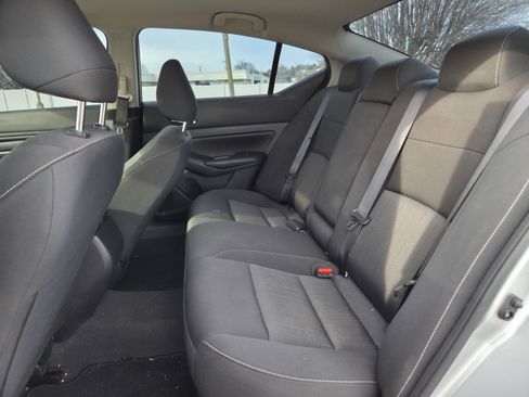 Used 2022 Nissan Altima 2.5 S image 5