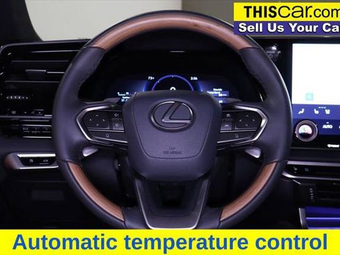 Used 2025 Lexus RX 350 w/ Convenience Package AWD/4WD image 18