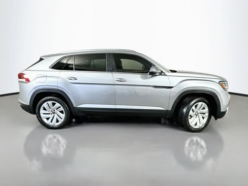 Used 2023 Volkswagen Atlas Cross Sport SE w/ Black Wheel Package AWD/4WD image 8