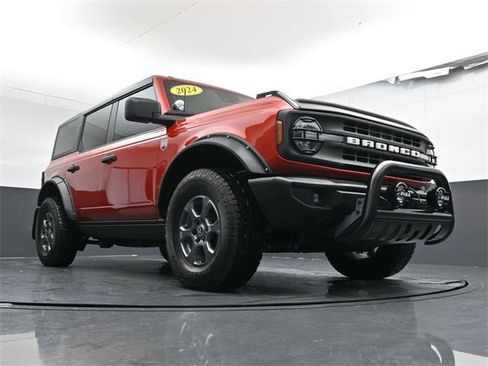 Used 2024 Ford Bronco Big Bend image 24