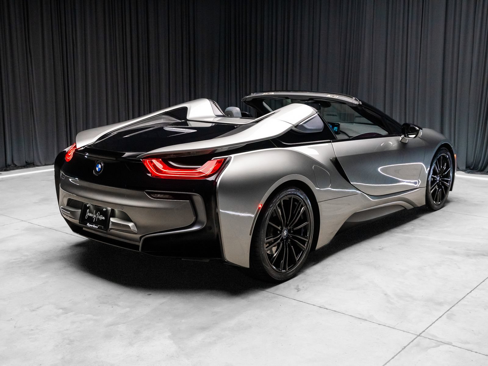 Used 2019 BMW i8 Roadster AWD/4WD image 38