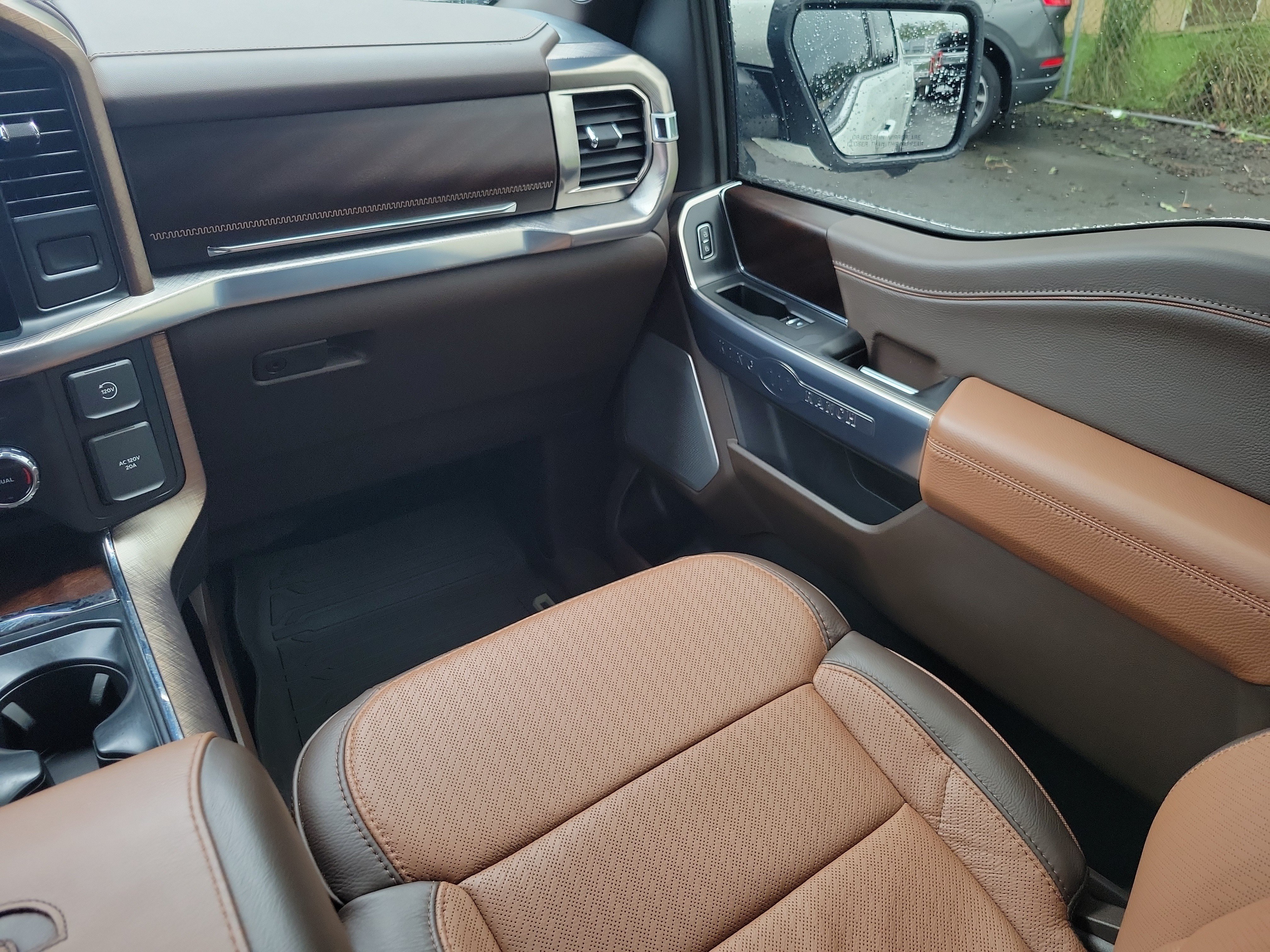 Used 2024 Ford F150 King Ranch w/ FX4 Off-Road Package AWD/4WD image 25