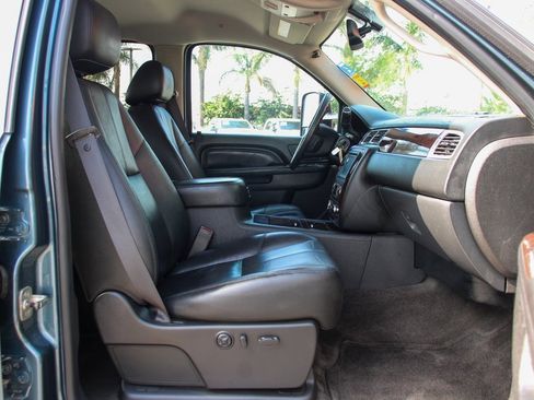 Used 2011 GMC Sierra 2500 Denali image 38