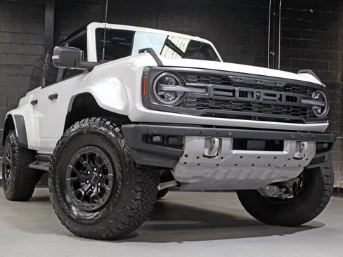 Used 2024 Ford Bronco Raptor w/ Interior Carbon Fiber Pack 6 AWD/4WD image 8