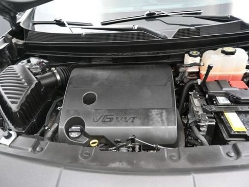 Used 2023 Chevrolet Traverse Premier w/ LPO, Floor Liner Package AWD/4WD image 32