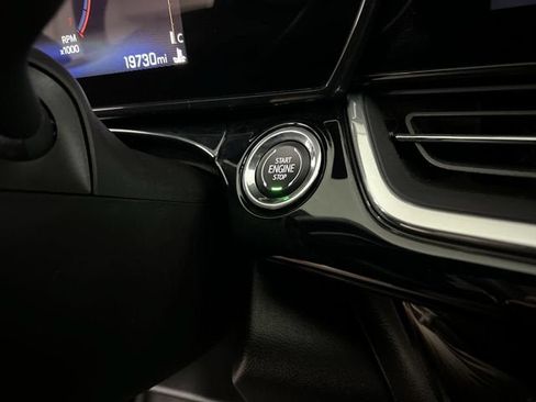 Certified 2024 Chevrolet Trax RS w/ Driver Confidence Package FWD image 16