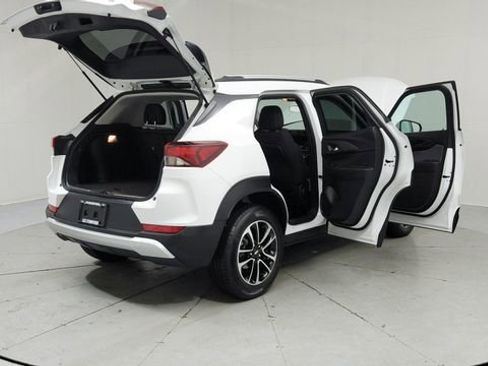 Certified 2024 Chevrolet TrailBlazer LT image 10