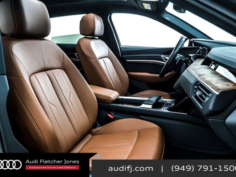 Used 2023 Audi e-tron Premium w/ Convenience Plus Package image 7