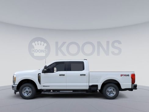 New 2026 Ford F250 XL w/ XL Driver Assist Package AWD/4WD image 4