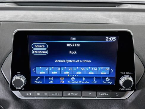 Used 2025 Nissan Sentra SV w/ All-Weather Package FWD image 21