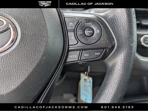 Used 2023 Toyota Corolla LE image 14