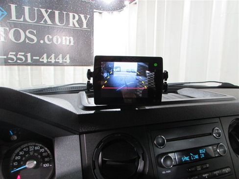 Used 2016 Ford F550 2WD Regular Cab Super Duty image 29