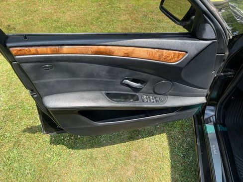 Used 2008 BMW 528xi Sedan image 34