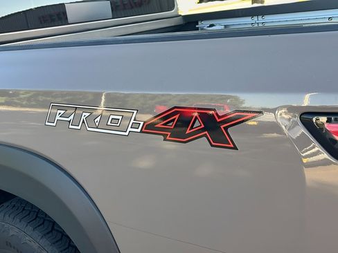 Used 2023 Nissan Frontier PRO-4X w/ Pro Convenience Package image 20