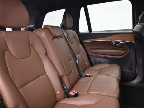 Used 2024 Volvo XC90 B6 Plus w/ Protection Package Premier AWD/4WD image 33