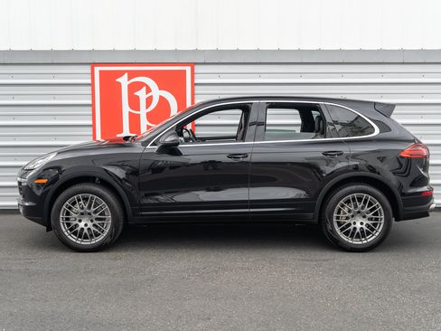 Used 2015 Porsche Cayenne S AWD/4WD image 41