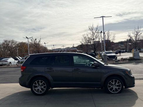 Used 2016 Dodge Journey R/T image 5