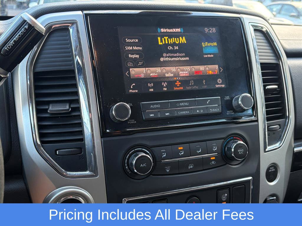 Used 2021 Nissan Titan SV AWD/4WD image 12