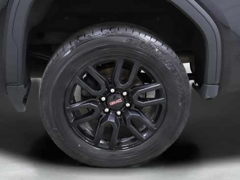 Used 2022 GMC Sierra 1500 Elevation w/ X31 Off-Road Package AWD/4WD image 32