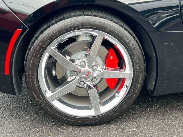 Used 2014 Chevrolet Corvette Stingray Coupe w/ 2LT Preferred Equipment Group RWD image 8