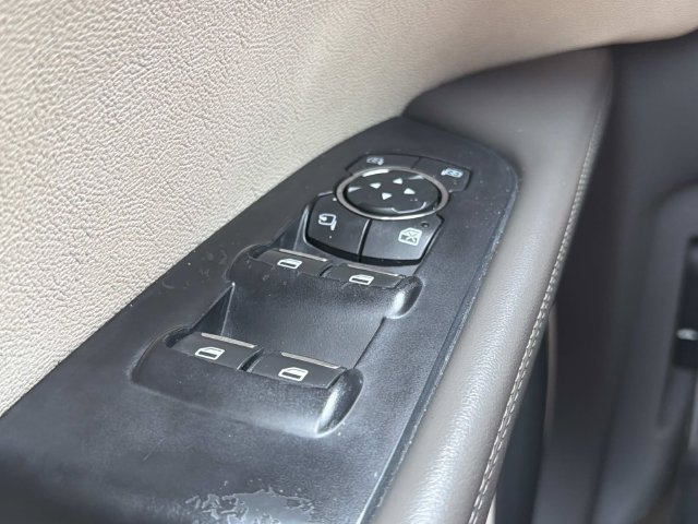 Used 2019 Lincoln Nautilus Reserve w/ Driver Assistance Package FWD image 30