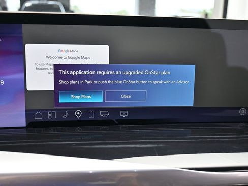 Used 2025 Cadillac Escalade ESV Sport w/ Touring Package image 20