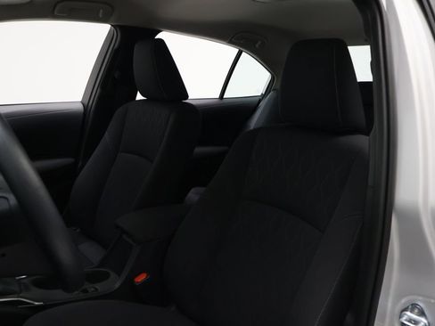 Used 2025 Toyota Corolla LE FWD image 13