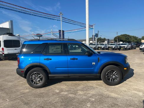 New 2025 Ford Bronco Sport Big Bend w/ Convenience Package AWD/4WD image 2