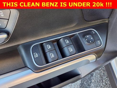 Used 2020 Mercedes-Benz GLB 250 4MATIC image 12