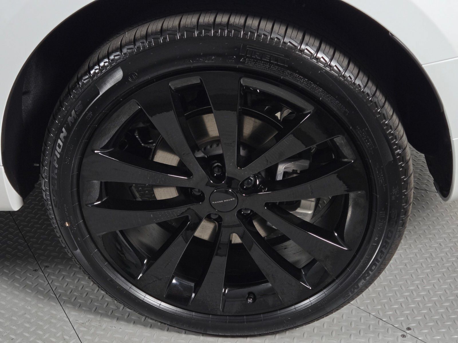 New 2026 Land Rover Range Rover Sport Dynamic SE AWD/4WD image 10