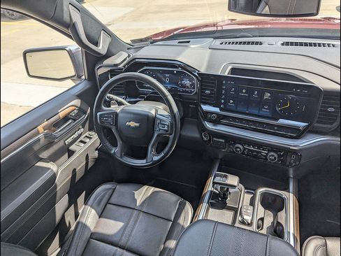 Used 2023 Chevrolet Silverado 1500 High Country w/ High Country Premium Package AWD/4WD image 26