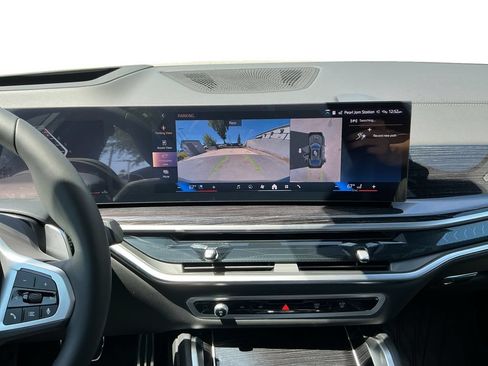 New 2026 BMW X6 xDrive40i AWD/4WD image 14