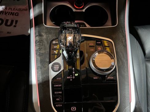 Used 2022 BMW X5 xDrive40i image 34