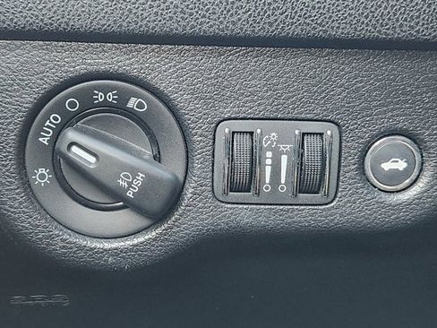 Used 2017 Dodge Charger SXT w/ Plus Group image 20