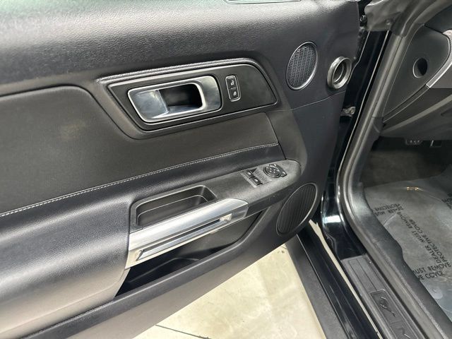 Used 2018 Ford Mustang Coupe w/ Equipment Group 101A RWD image 8