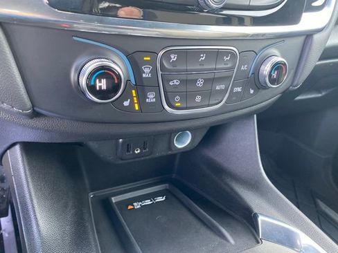 Certified 2023 Chevrolet Traverse LT w/ LPO, Floor Liner Package image 13