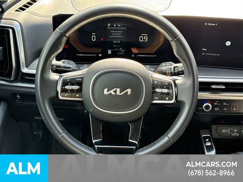Used 2024 Kia Sorento S image 26