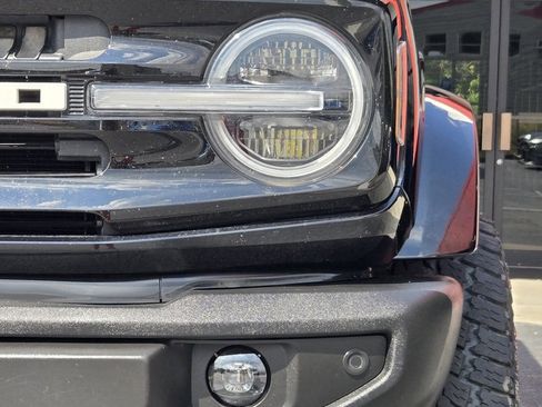 Used 2022 Ford Bronco Outer Banks image 13