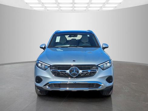 Used 2026 Mercedes-Benz GLC 300 image 2