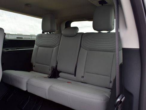 New 2026 Ford Expedition Max Platinum AWD/4WD image 21