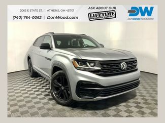 Used 2023 Volkswagen Atlas Cross Sport SEL R-Line video 1