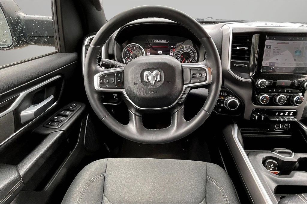 Used 2022 RAM 1500 Big Horn AWD/4WD image 8