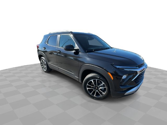 Certified 2026 Chevrolet TrailBlazer LT w/ Convenience Package AWD/4WD image 2