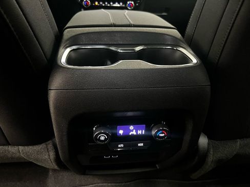 New 2026 Chevrolet Traverse LT w/ Midnight/Sport Edition image 29