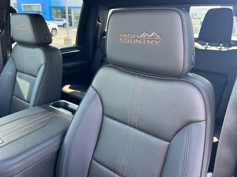 New 2026 Chevrolet Silverado 2500 High Country w/ High Country Premium Package AWD/4WD image 15