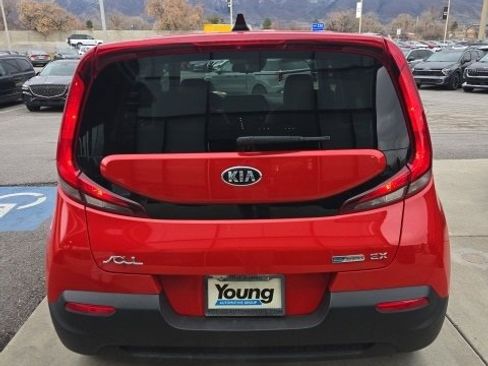 Used 2020 Kia Soul EX image 5